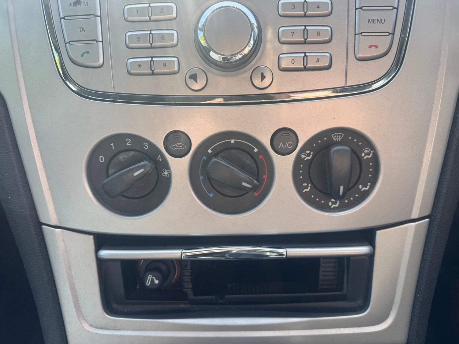 Used Ford Mondeo 2009 for sale - 78199276: Photo 16