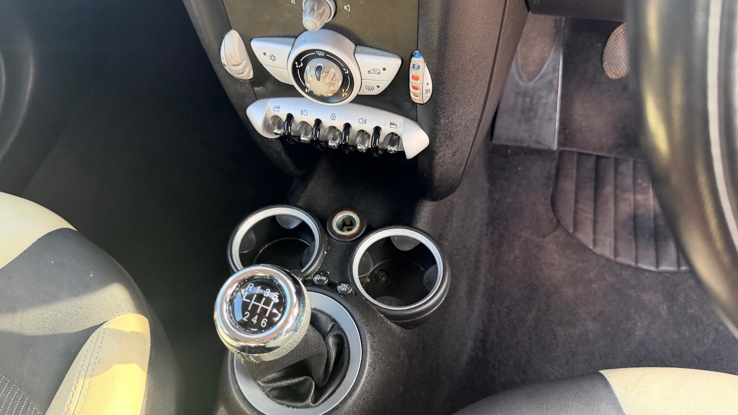 Used MINI Hatch 2010 for sale - 78112376: Photo 11