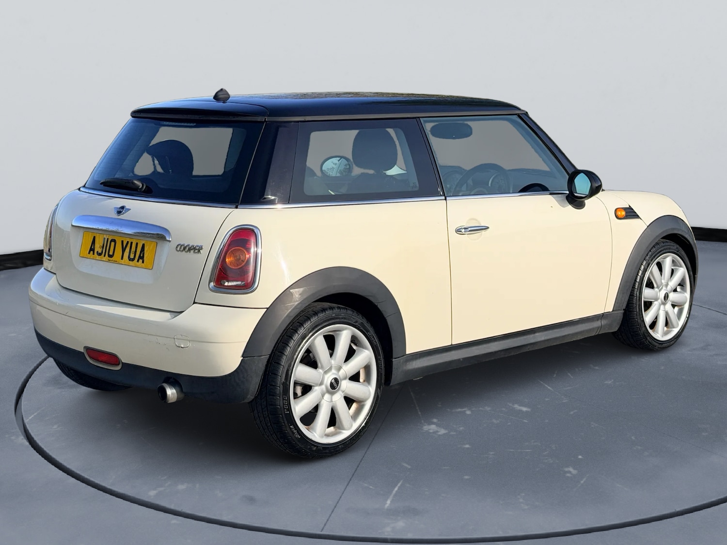 Used MINI Hatch 2010 for sale - 78112376: Photo 6