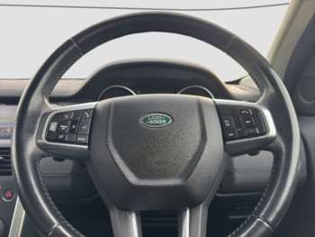 Used Land Rover Discovery Sport 2017 for sale - 74706609: Photo