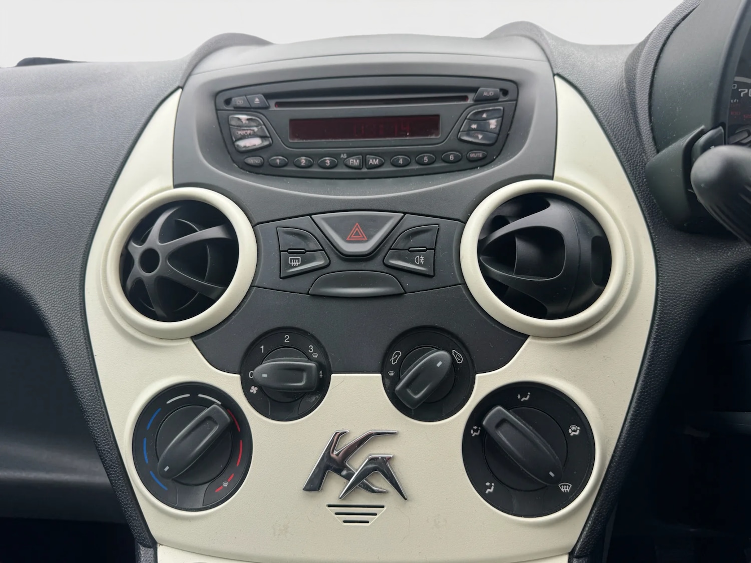 Used Ford Ka 2010 for sale - 76505555: Photo 19