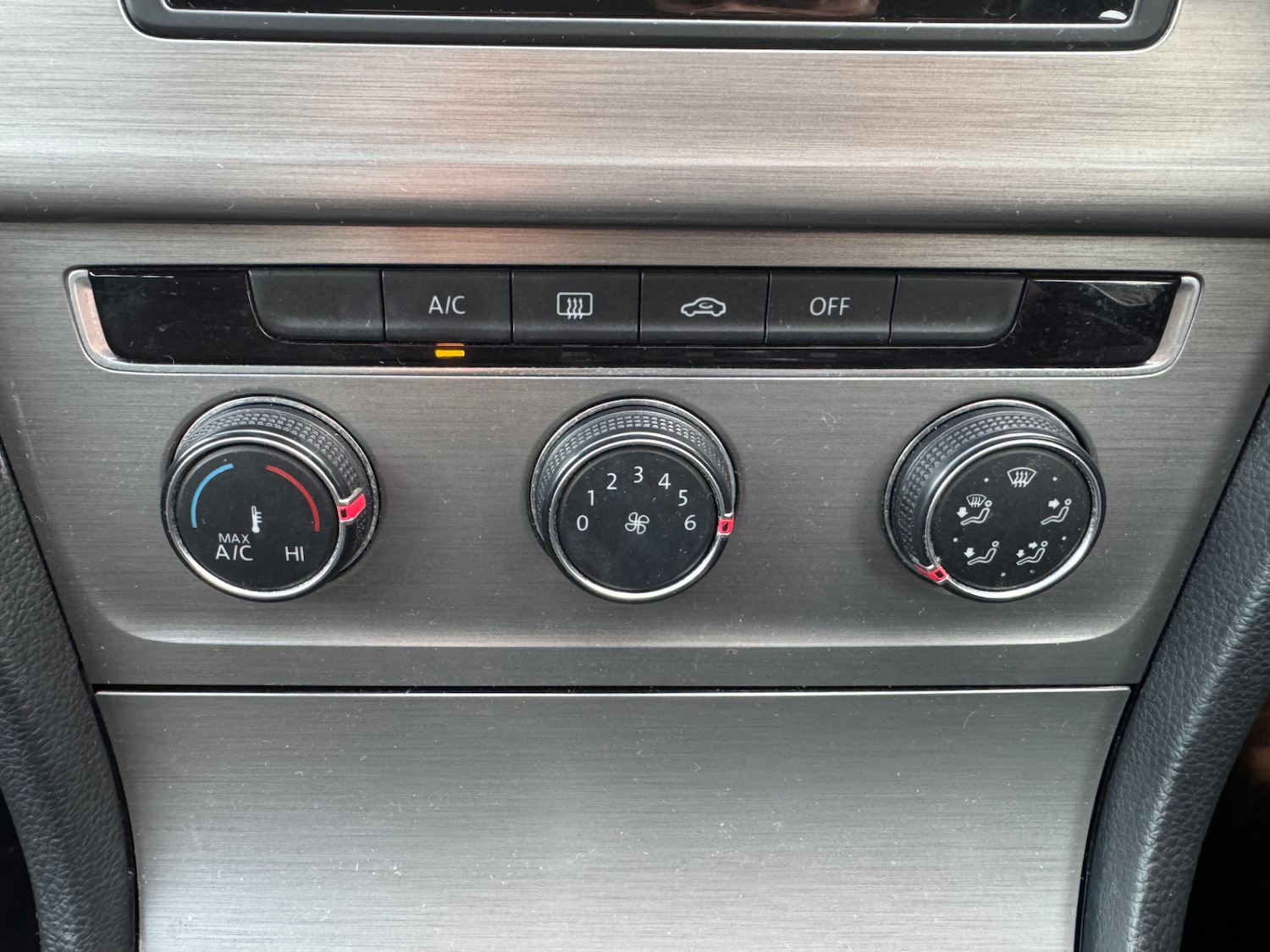 Used Volkswagen Golf 2015 for sale - 76422130: Photo 10