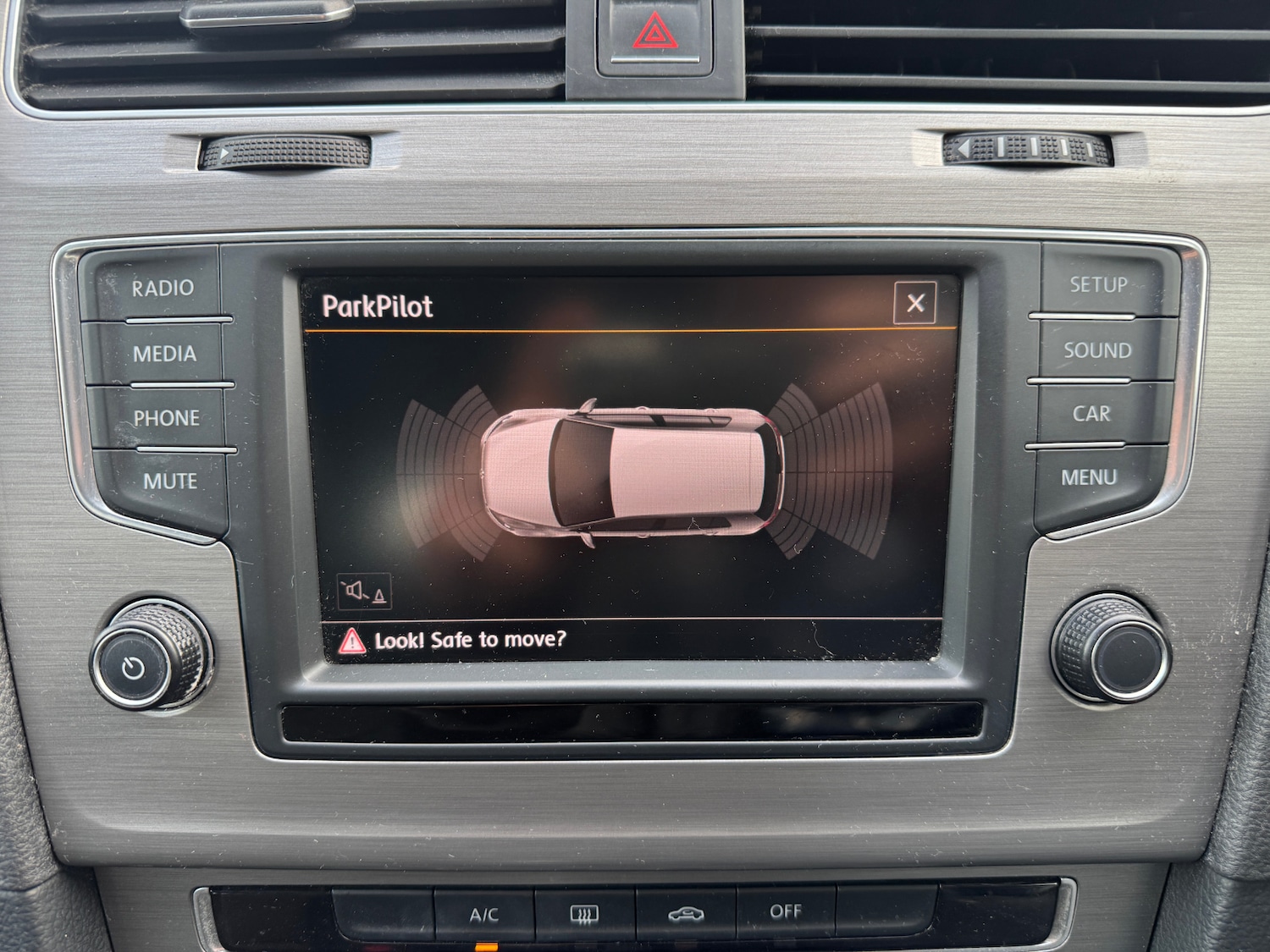 Used Volkswagen Golf 2015 for sale - 76422130: Photo 8