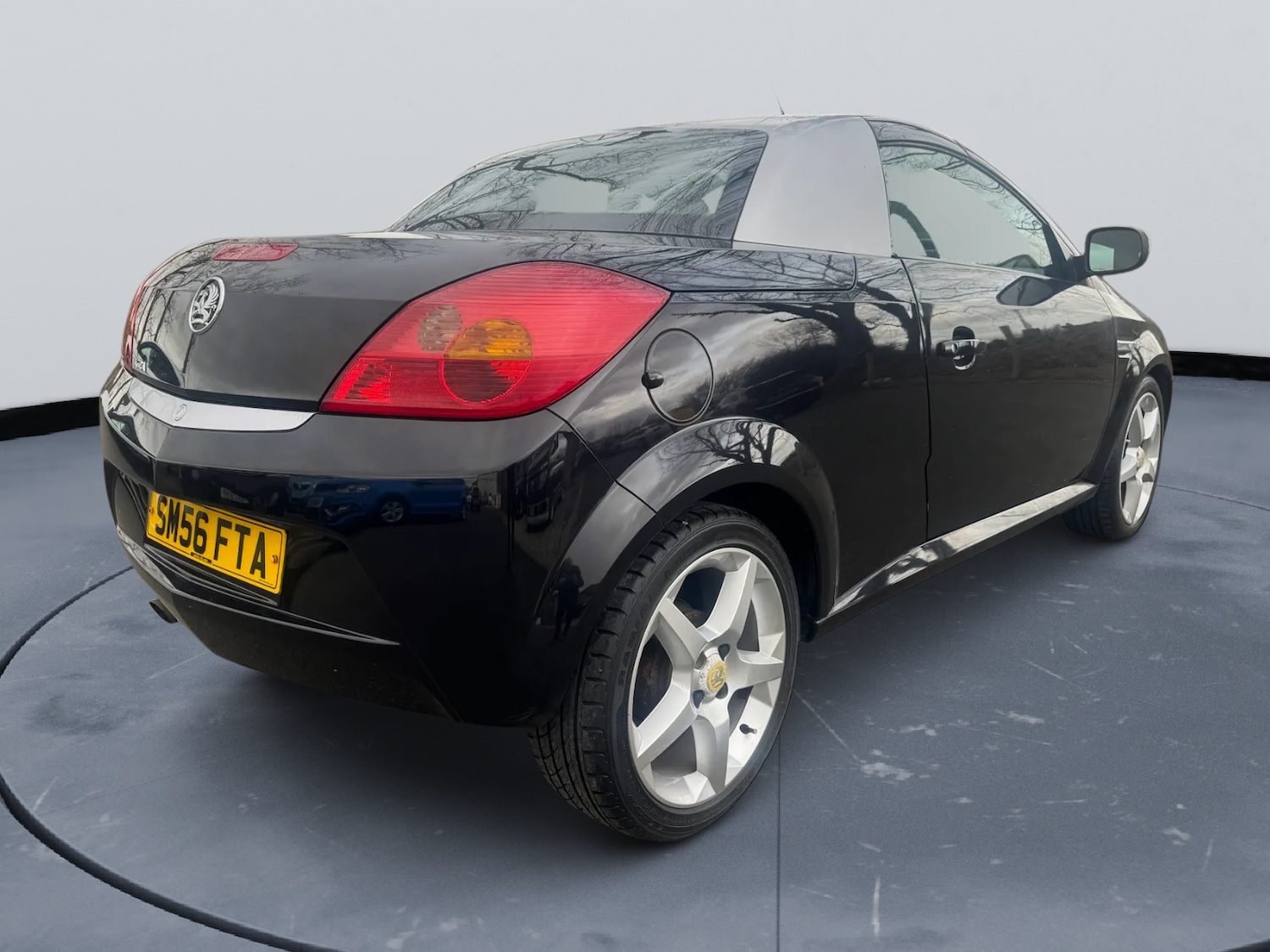 Used Vauxhall Tigra 2006 for sale - 77848138: Photo 7