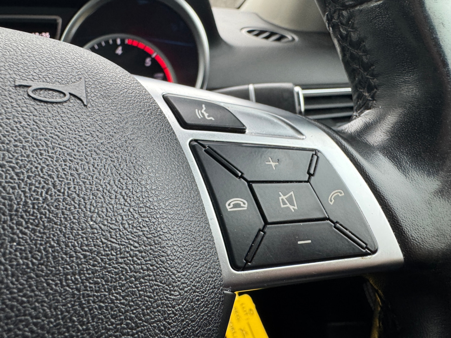 Used Mercedes-Benz M Class 2014 for sale - 76479543: Photo 12