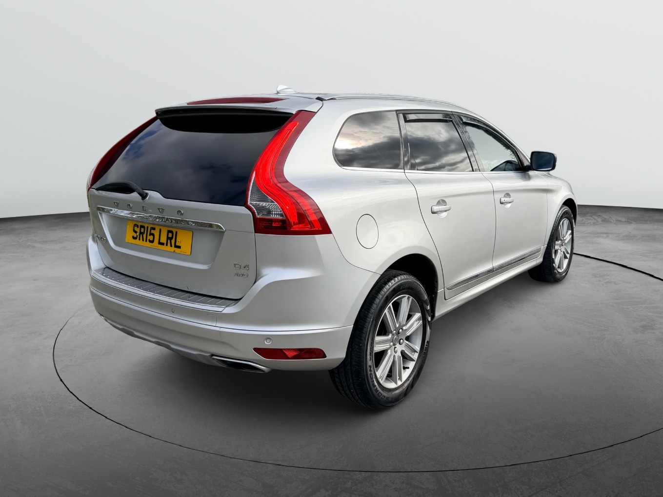 Used Volvo XC60 2015 for sale - 77679183: Photo 7