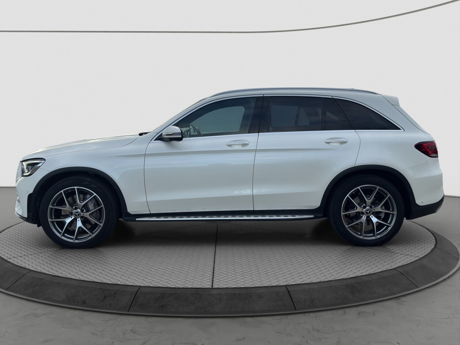 Used Mercedes-Benz GLC 2019 for sale - 76383299: Photo 15