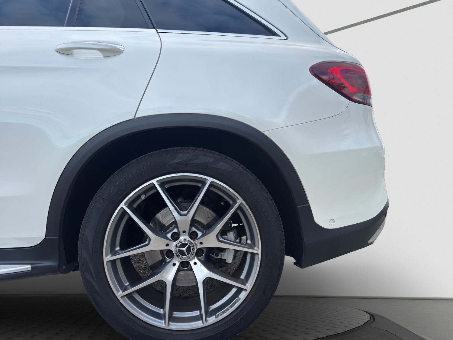 Used Mercedes-Benz GLC 2019 for sale - 76383299: Photo 21