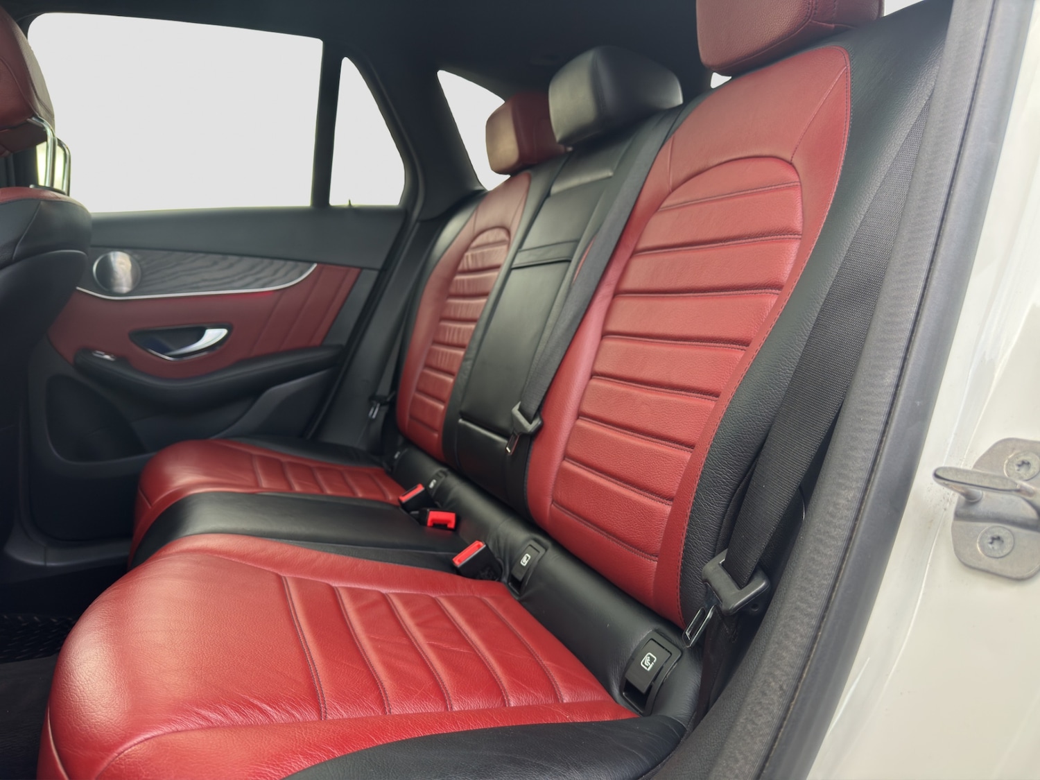 Used Mercedes-Benz GLC 2019 for sale - 76383299: Photo 31