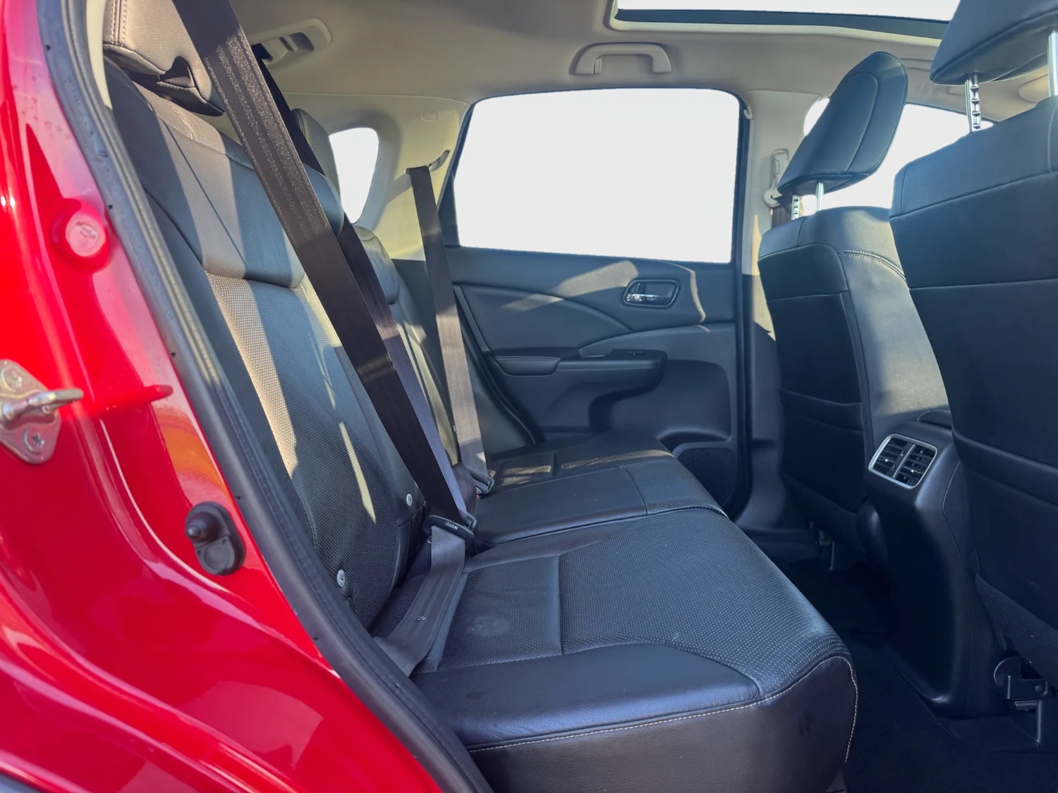 Used Honda CR-V 2018 for sale - 76650299: Photo 27