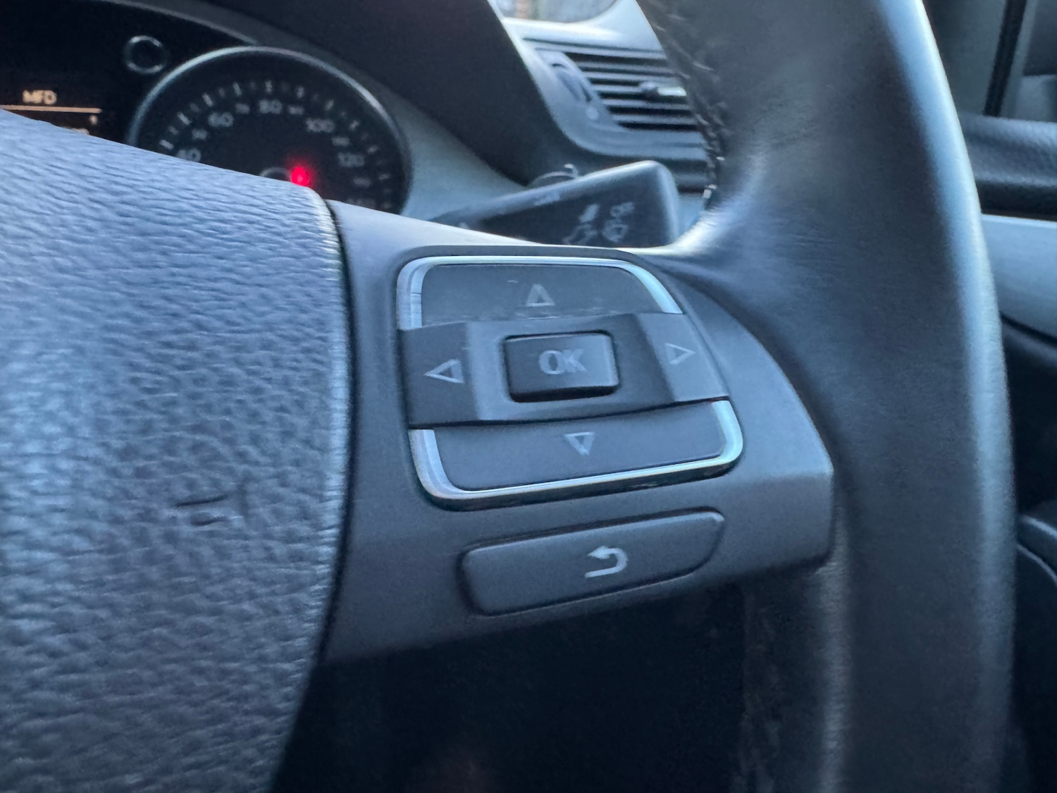 Used Volkswagen Passat 2010 for sale - 77365370: Photo 10