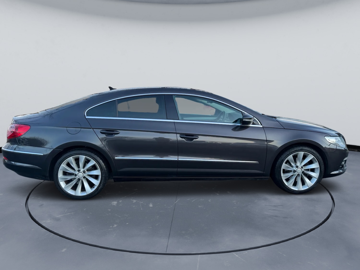 Used Volkswagen Passat 2010 for sale - 77365370: Photo 13