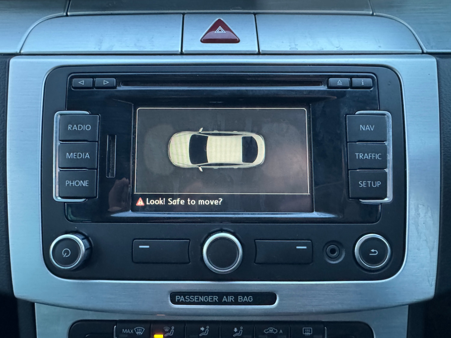 Used Volkswagen Passat 2010 for sale - 77365370: Photo 14