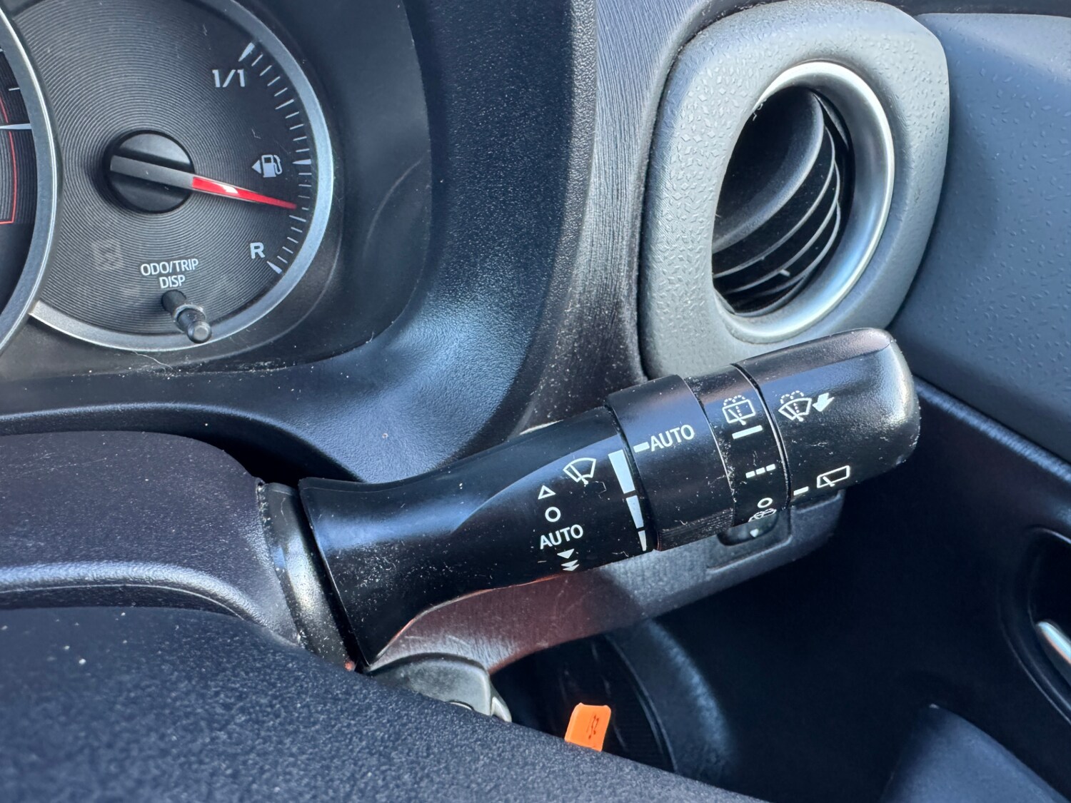 Used Toyota Yaris 2014 for sale - 77365398: Photo 12