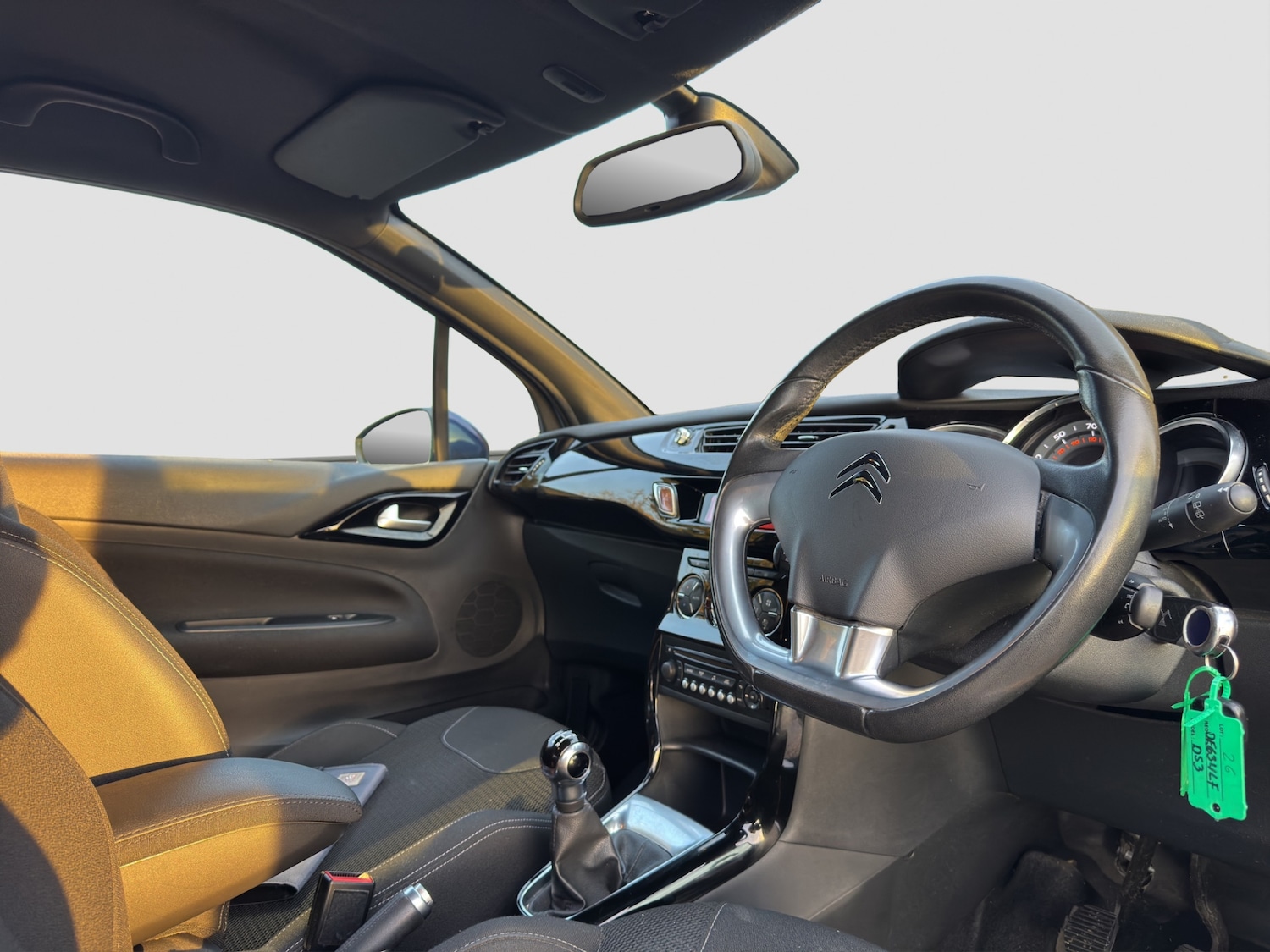 Used Citroen DS3 2013 for sale - 76404900: Photo 21