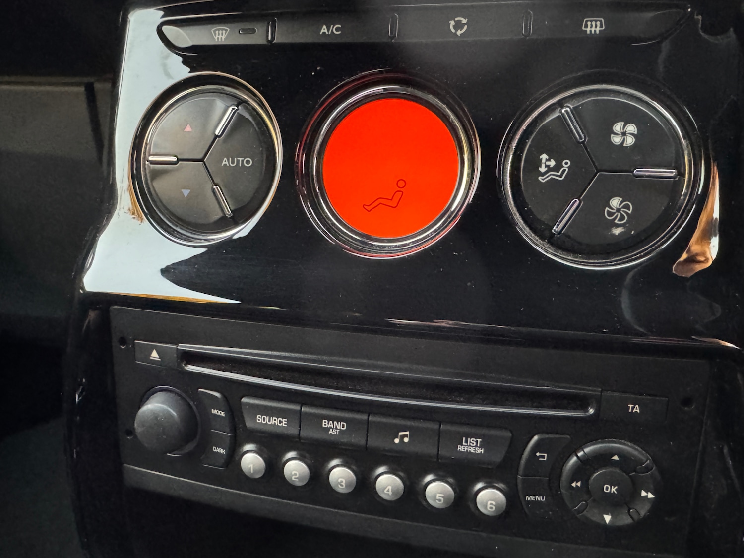 Used Citroen DS3 2013 for sale - 76404900: Photo 4