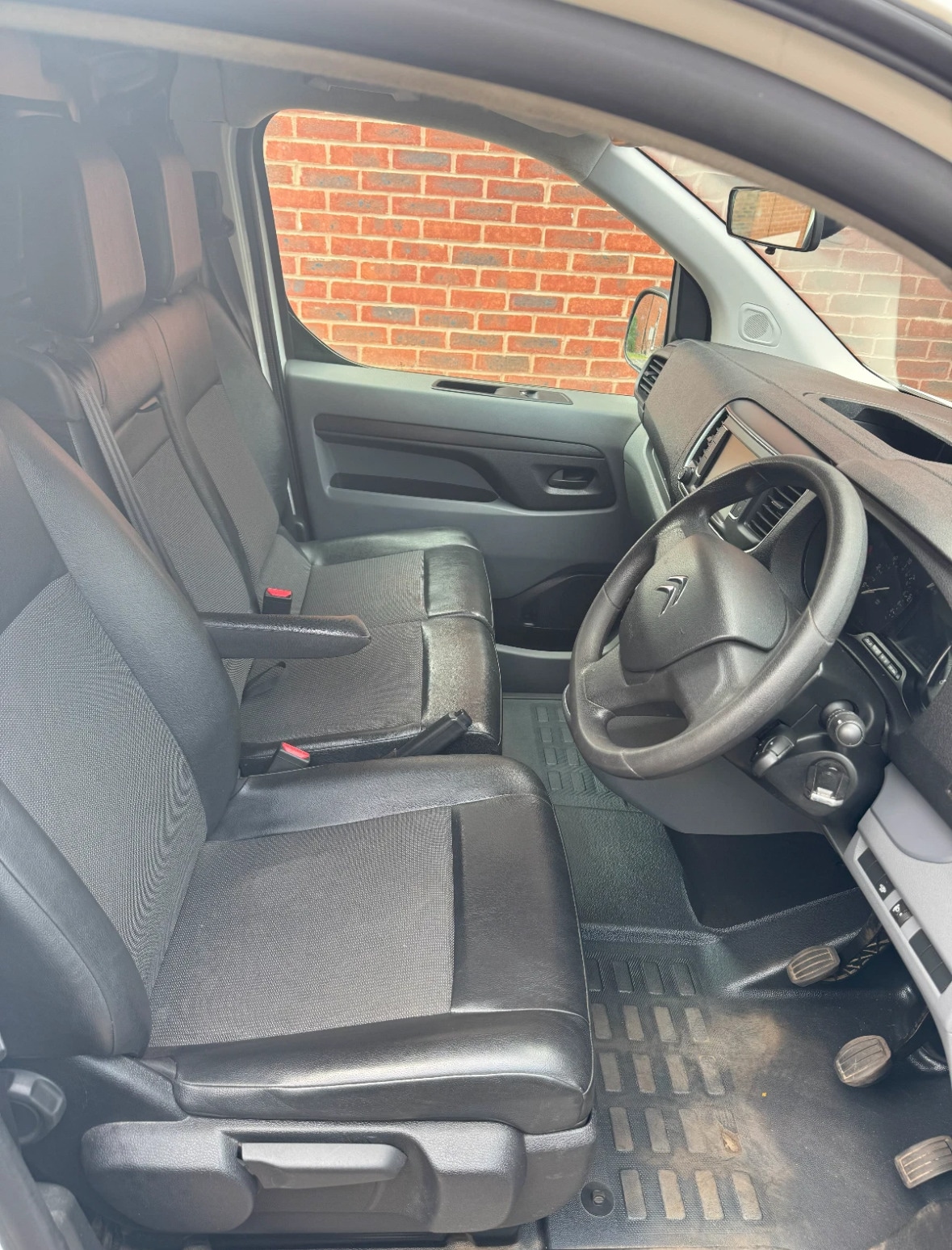 Used Citroen Dispatch 2020 for sale - 76382709: Photo 2