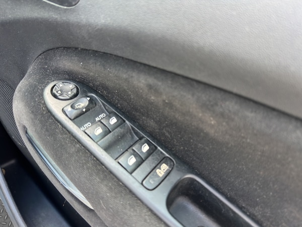 Used Citroen C3 Picasso 2009 for sale - 75760316: Photo 16