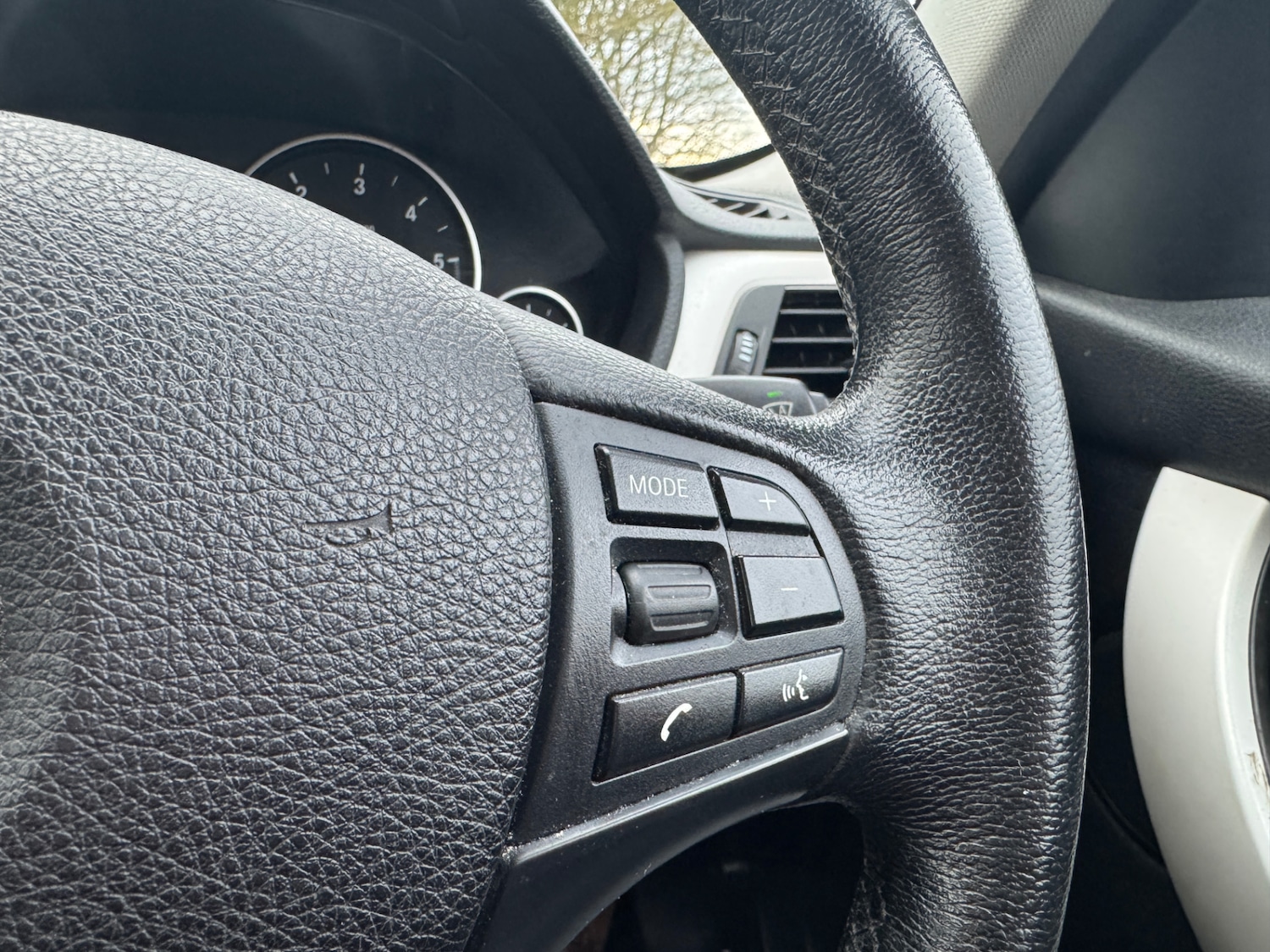 Used BMW 3 Series 2014 for sale - 76734615: Photo 18