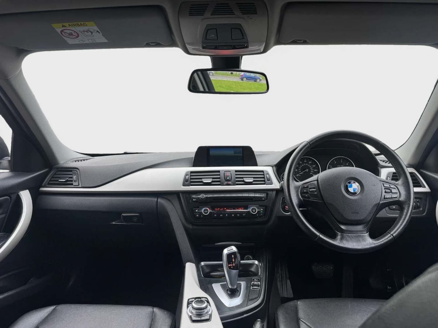 Used BMW 3 Series 2014 for sale - 76734615: Photo 2