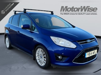 2014 (14) - 1.0 EcoBoost 125 Titanium 5dr - HEATED WINDSCREEN - AUTO LIGHTS