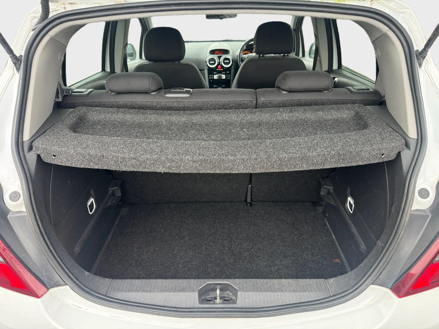 Used Vauxhall Corsa 2012 for sale - 77298465: Photo 24