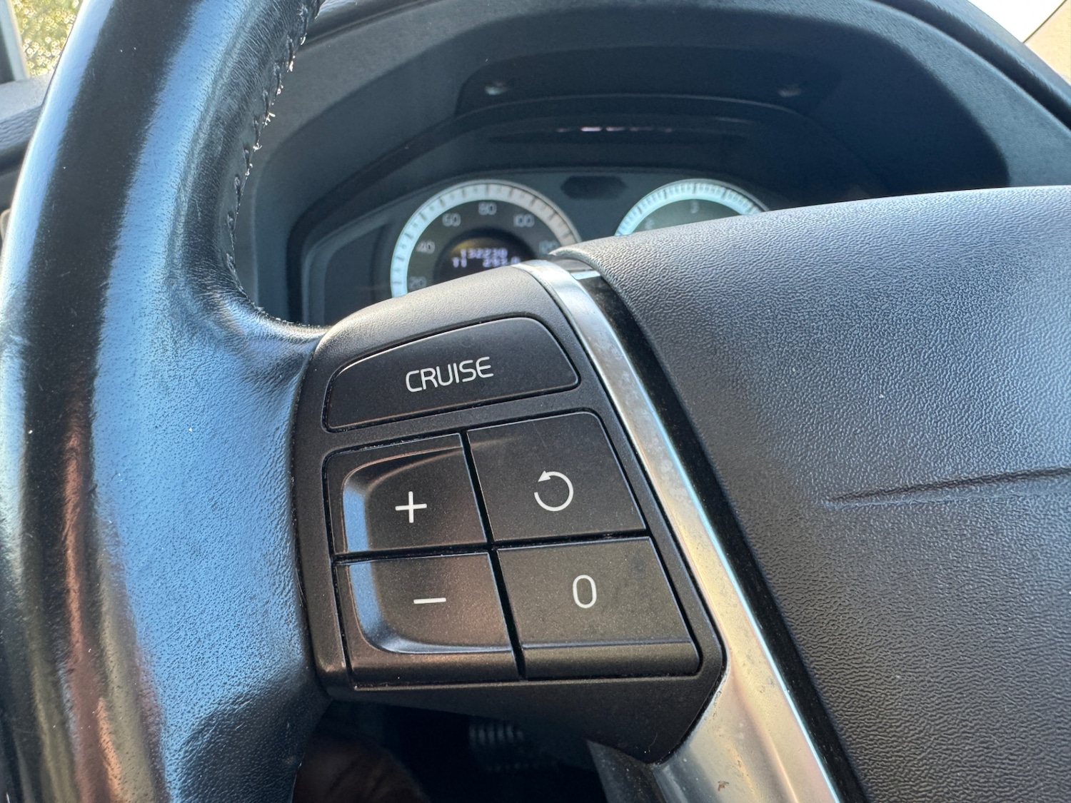 Used Volvo S80 2010 for sale - 76412227: Photo 10