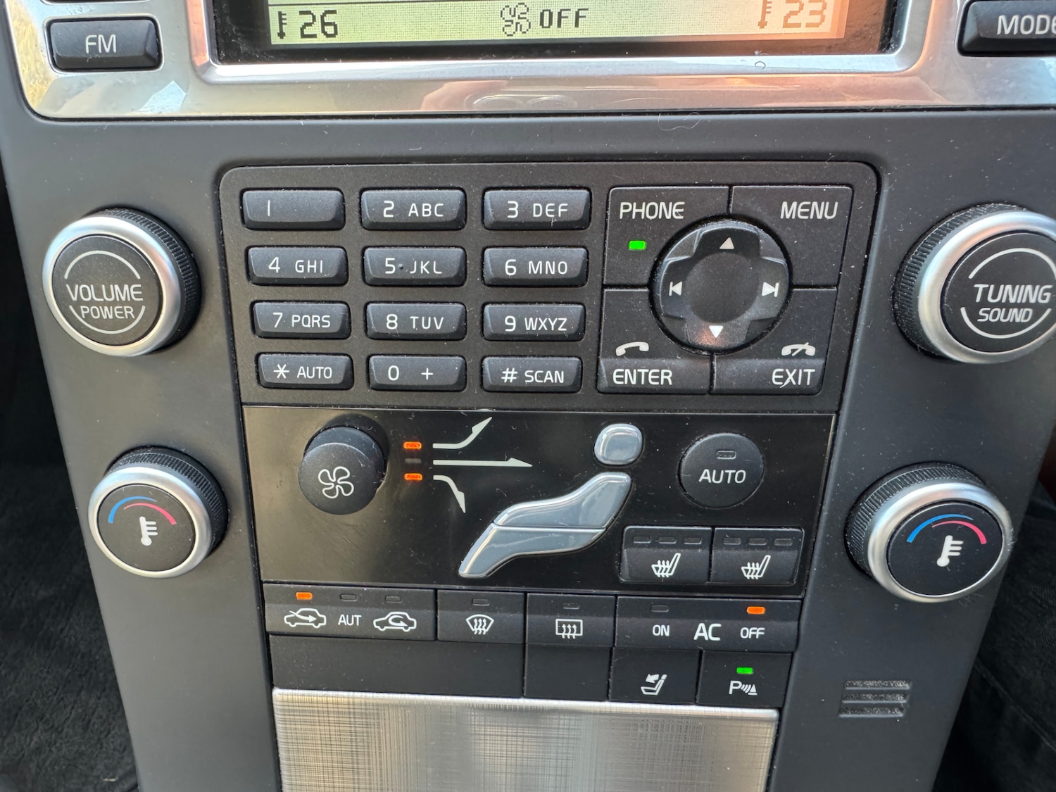 Used Volvo S80 2010 for sale - 76412227: Photo 21