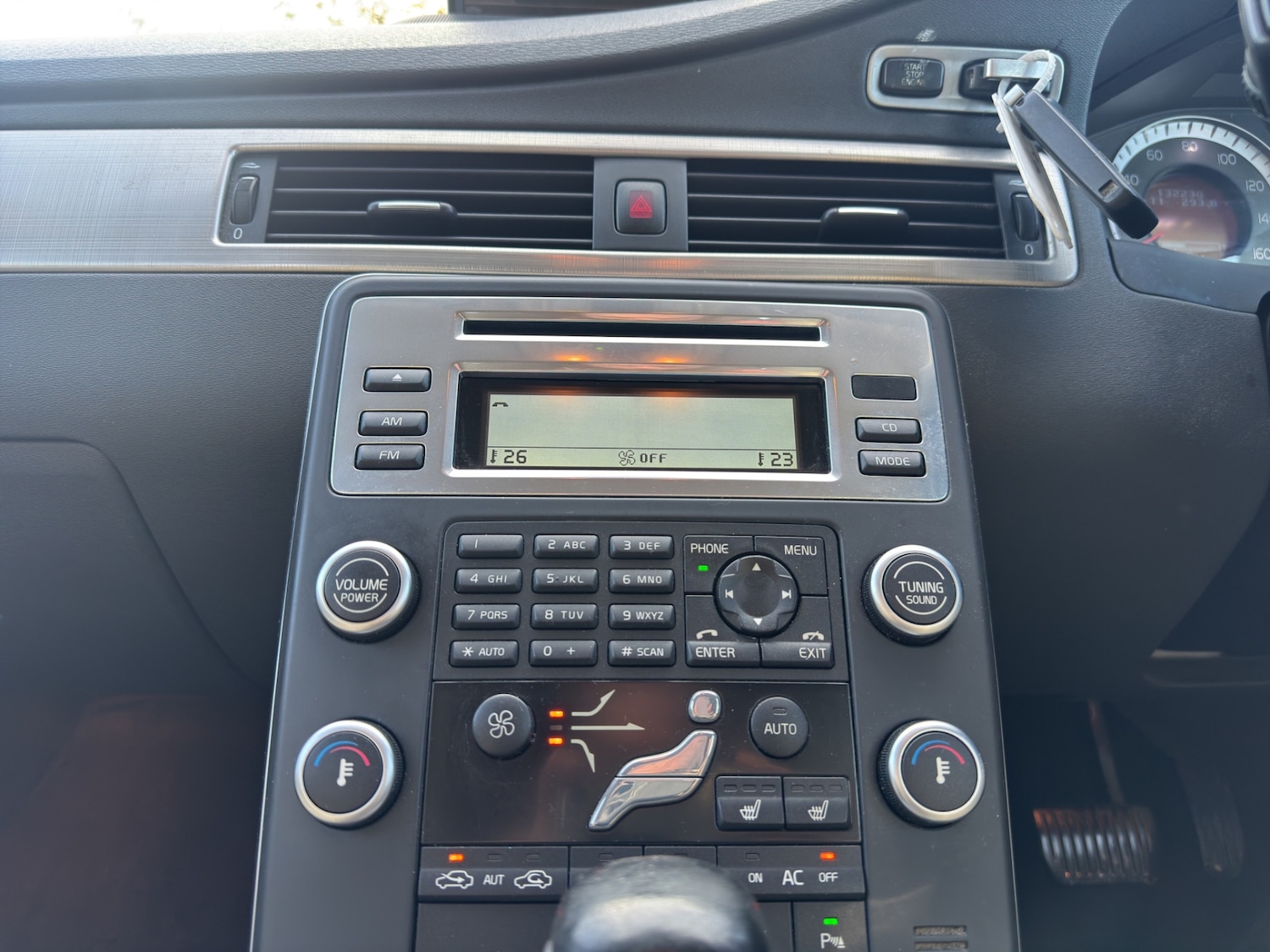 Used Volvo S80 2010 for sale - 76412227: Photo 27