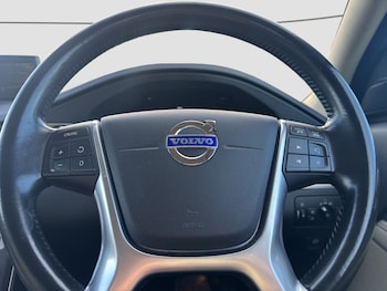 Used Volvo S80 2010 for sale - 76412227: Photo