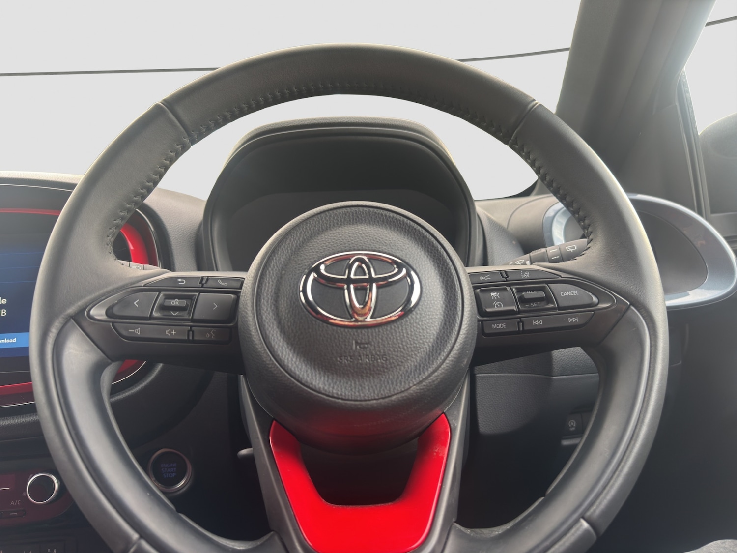 Used Toyota Aygo X 2023 for sale - 76205683: Photo 4
