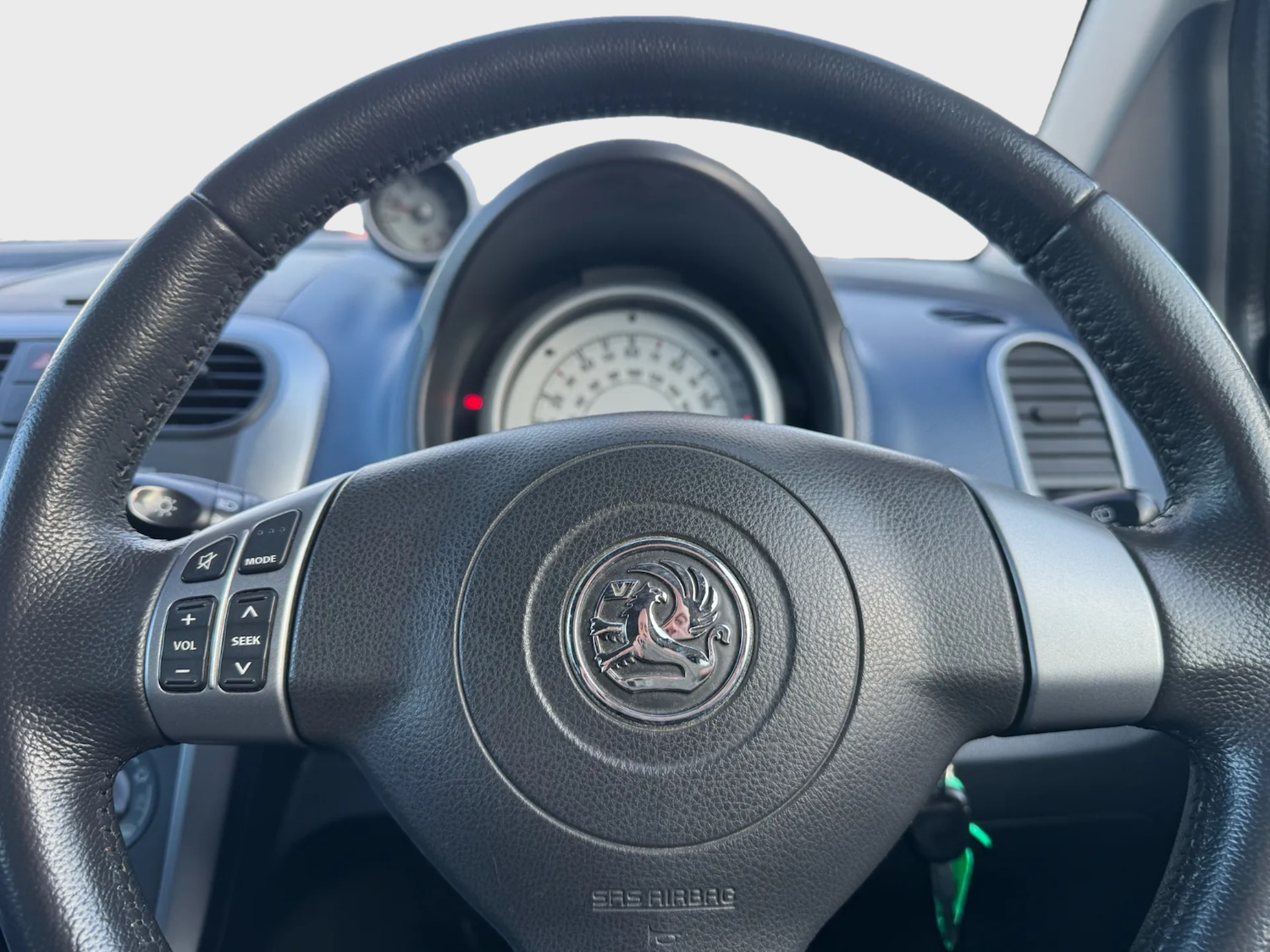 Used Vauxhall Agila 2012 for sale - 77365571: Photo 4