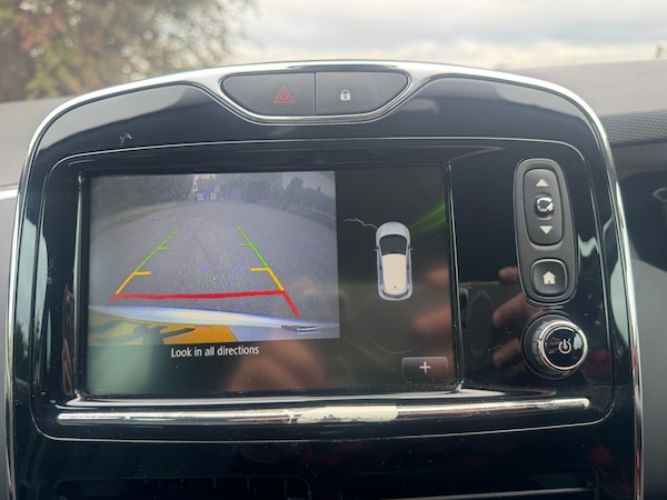 Used Renault Zoe 2015 for sale - 76263377: Photo 12