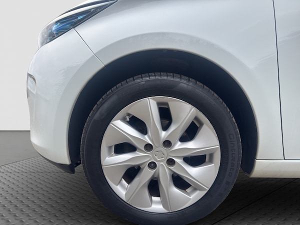 Used Renault Zoe 2015 for sale - 76263377: Photo 17