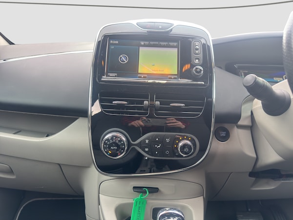 Used Renault Zoe 2015 for sale - 76263377: Photo 27