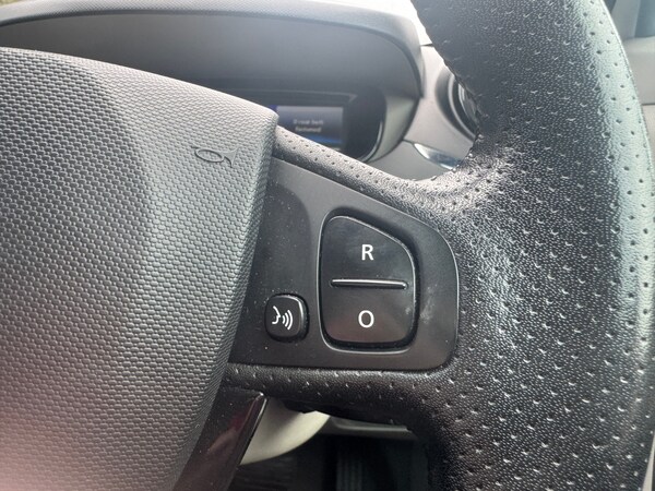 Used Renault Zoe 2015 for sale - 76263377: Photo 29