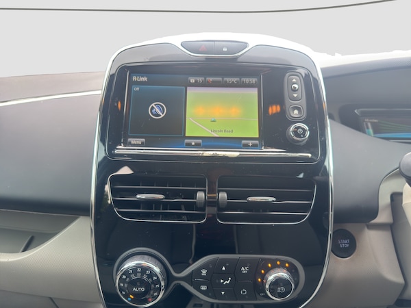 Used Renault Zoe 2015 for sale - 76263377: Photo 6