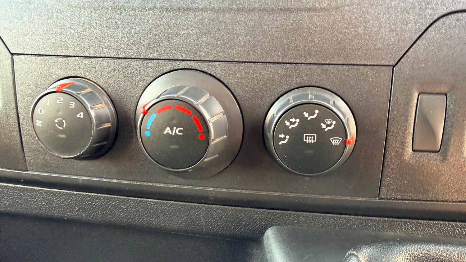 Used Vauxhall Movano 2016 for sale - 77678923: Photo 8