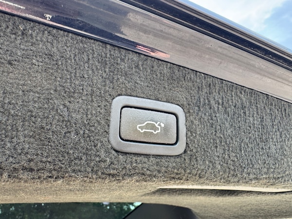 Used Volvo V70 2015 for sale - 75017033: Photo 15