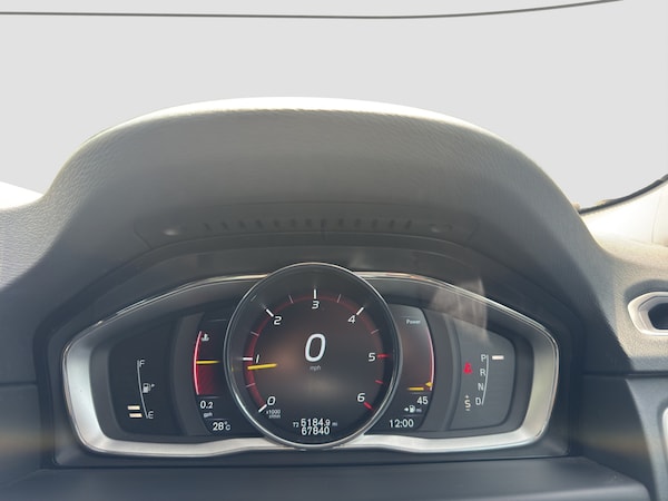 Used Volvo V70 2015 for sale - 75017033: Photo 27