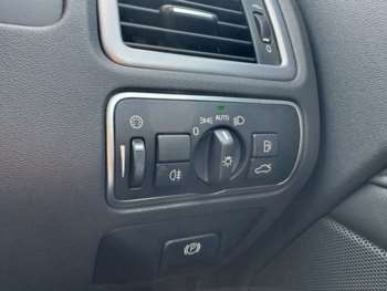 Used Volvo V70 2015 for sale - 75017033: Photo
