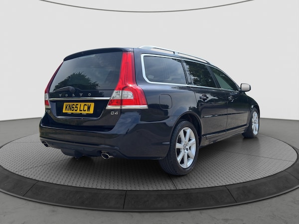 Used Volvo V70 2015 for sale - 75017033: Photo 31