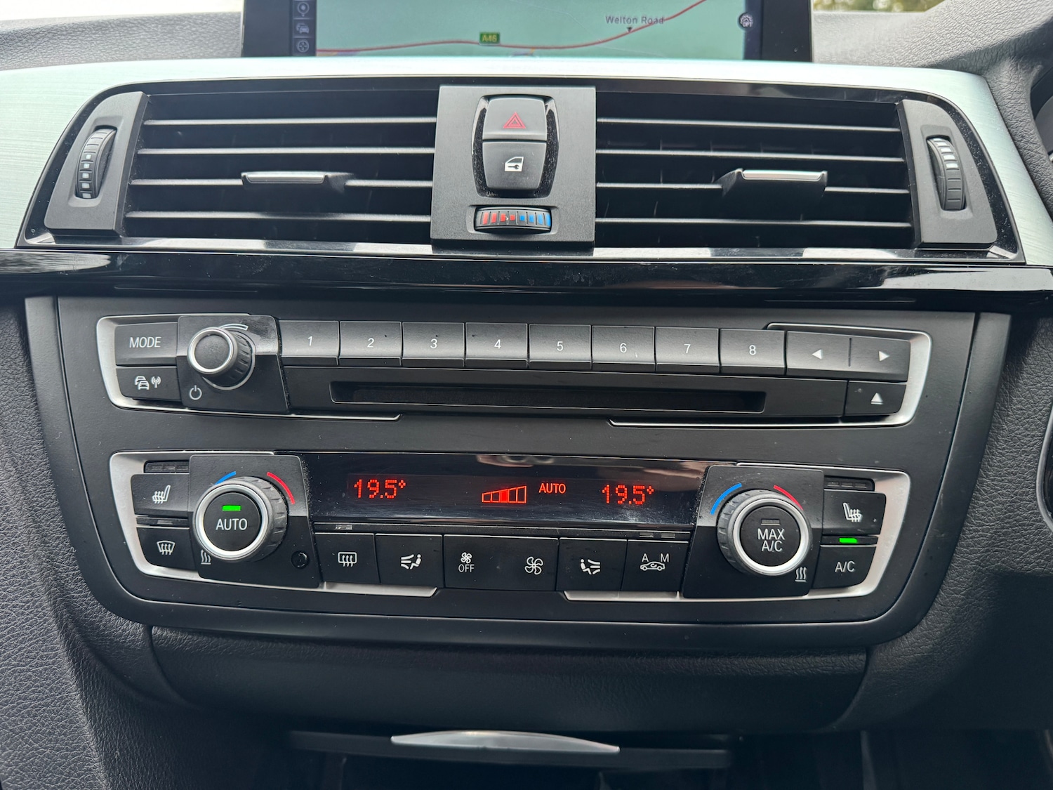 Used BMW 3 Series 2015 for sale - 77323878: Photo 10