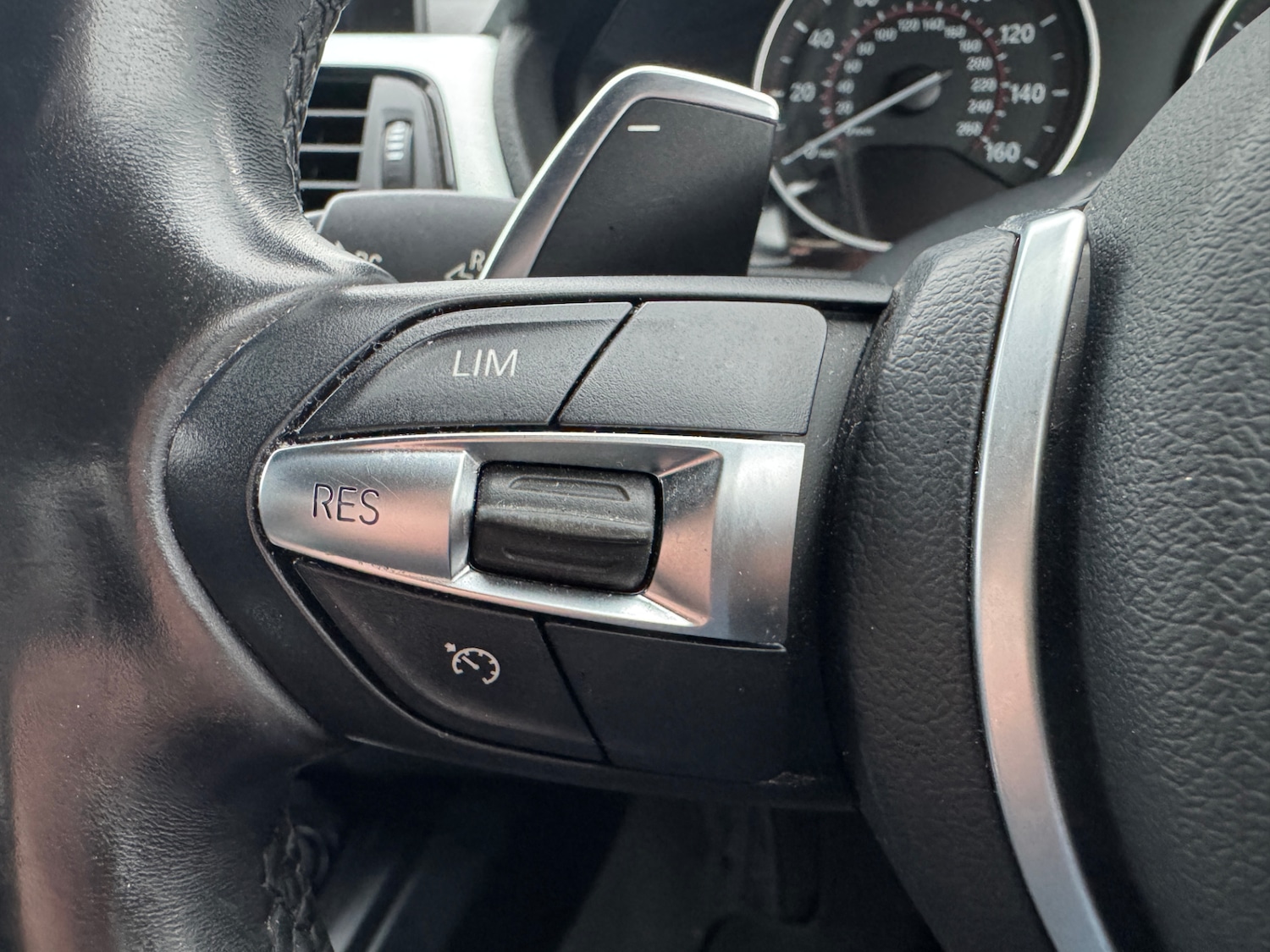 Used BMW 3 Series 2015 for sale - 77323878: Photo 4