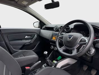 Used Dacia Duster 2021 for sale - 77813421: Photo