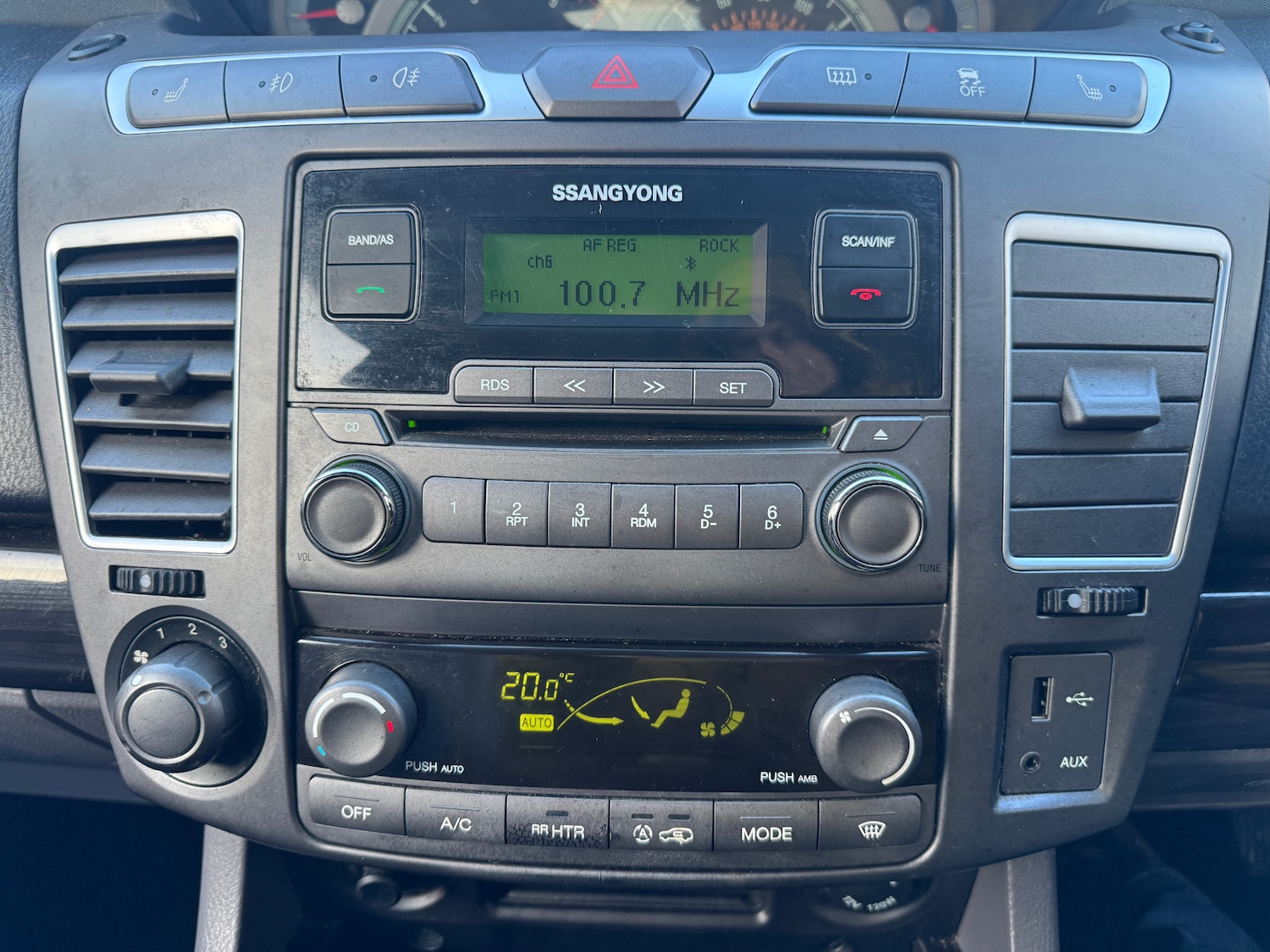 Used Ssangyong Turismo 2016 for sale - 76694672: Photo 10