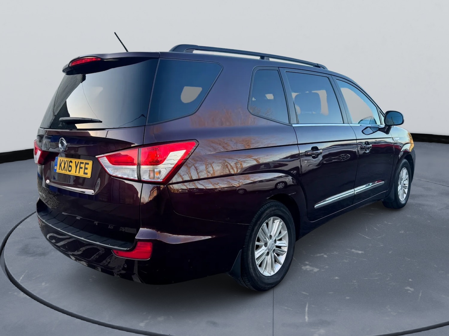 Used Ssangyong Turismo 2016 for sale - 76694672: Photo 11