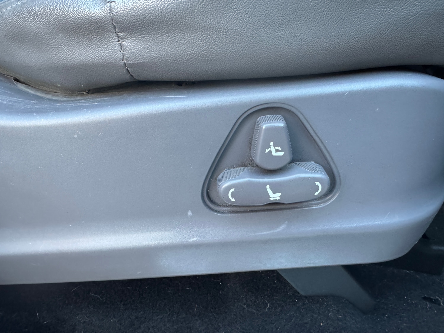 Used Ssangyong Turismo 2016 for sale - 76694672: Photo 12