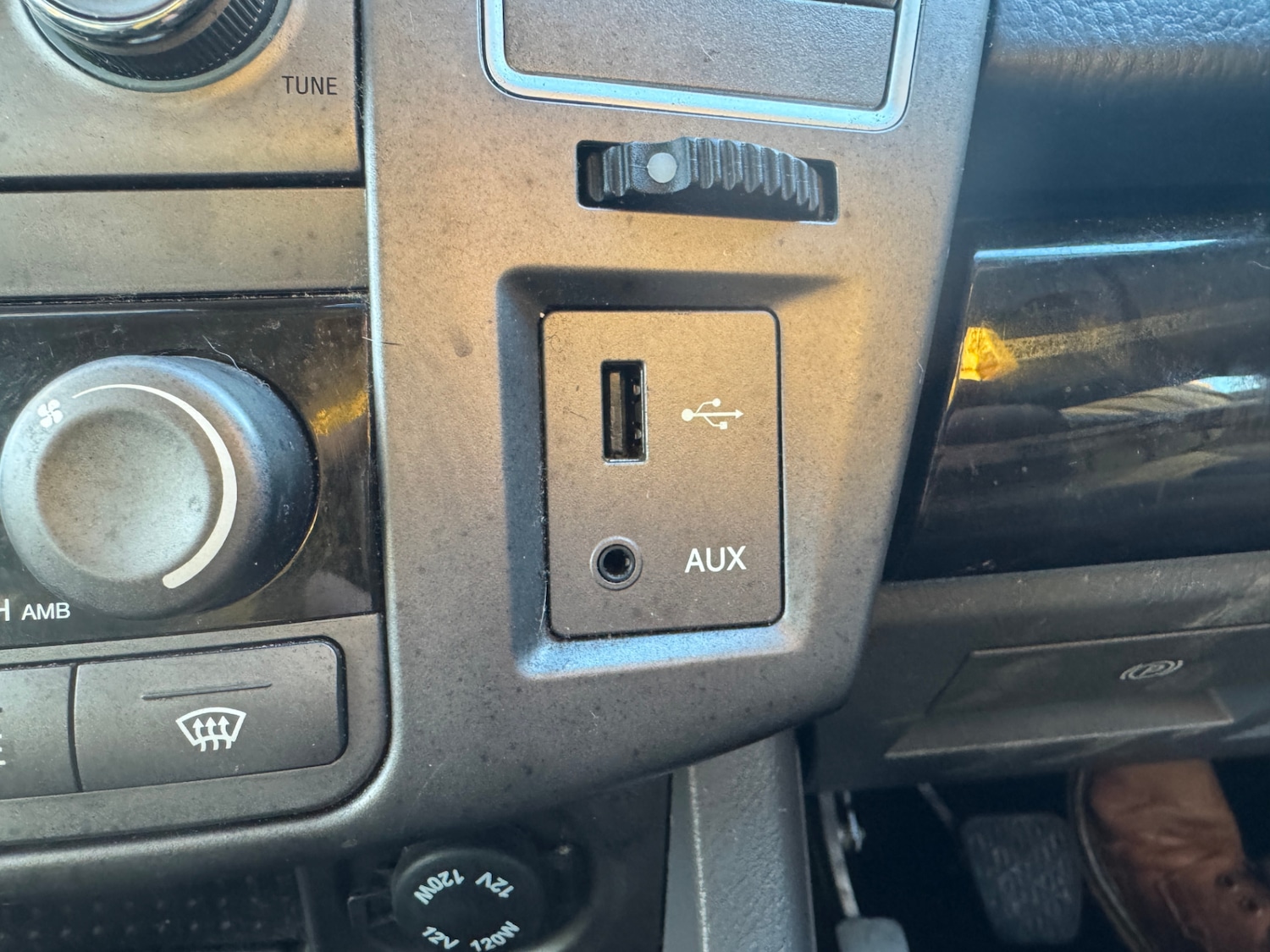 Used Ssangyong Turismo 2016 for sale - 76694672: Photo 18