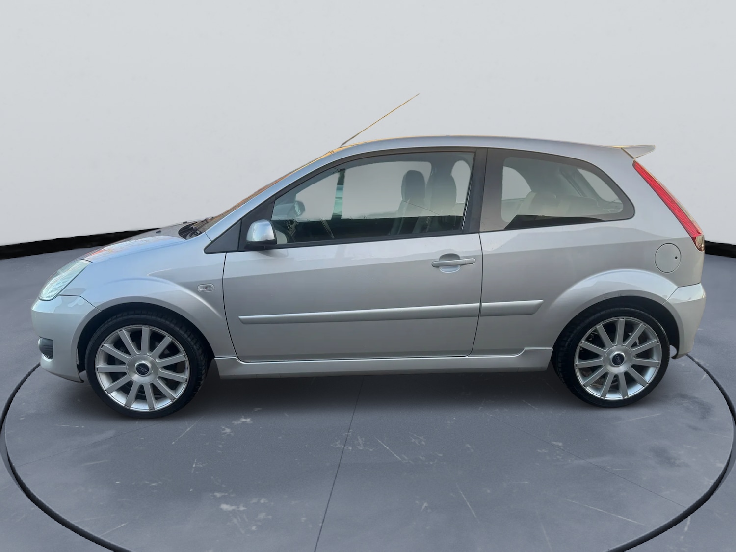 Used Ford Fiesta 2005 for sale - 76706663: Photo 13